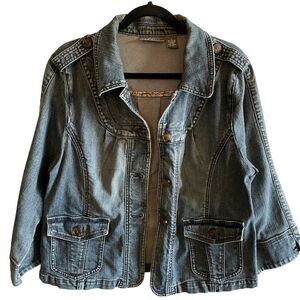 Motto ~ your style mantra ~ Women’s Denim Jacket ~ size Large